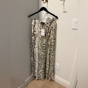 Zara - Wide leg flowy snake print trousers